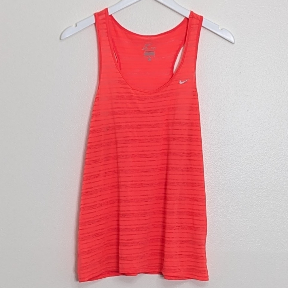 Nike Tank Women's Pink Medium Racer back